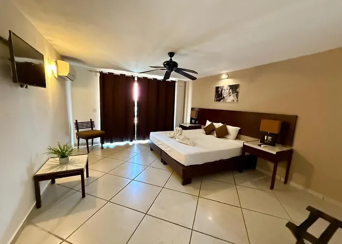 Amanáa Boutique